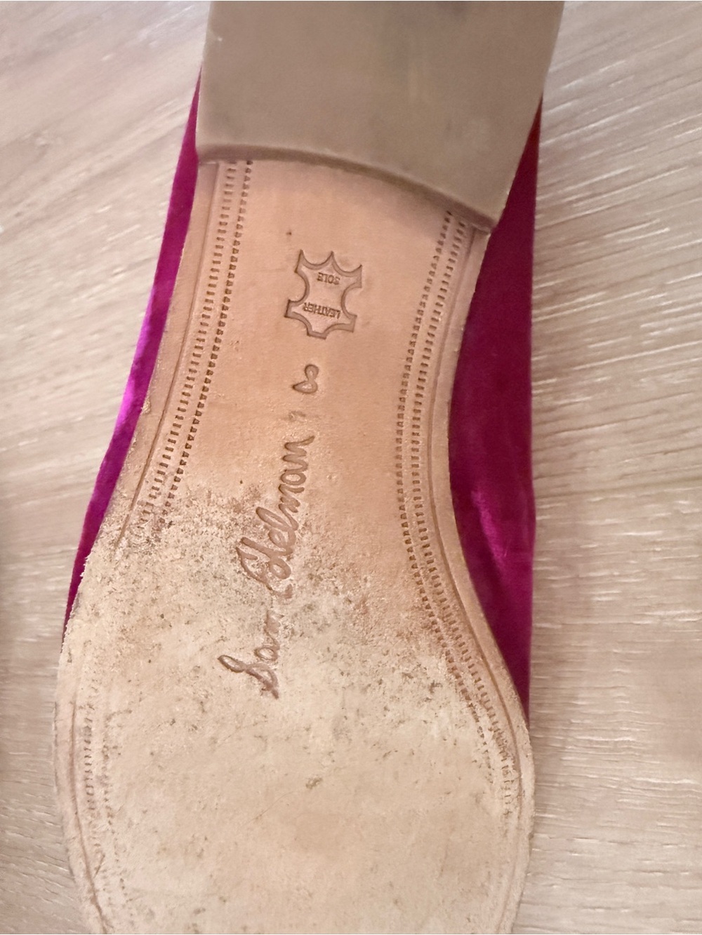 Sam Edelman woMen's Velvet Loafers in Magenta with Gold Bit - Picture 2 of 4